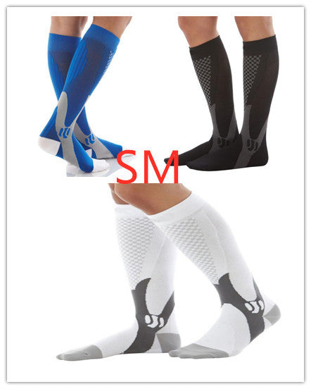 Chaussettes de compression pour hommes et femmes, coupe athlétique graduée idéale pour la course, les voyages, l'endurance, la circulation et la récupération.